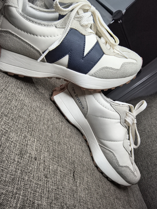 New Balance Shoes - New Balance 327 women's sneakers in a white and gray colorway